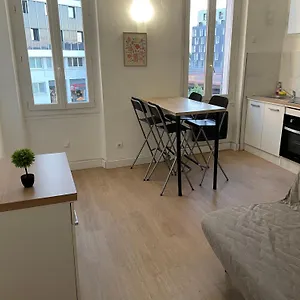 Appartement Joli 2 Pieces Proche Gare St Charles